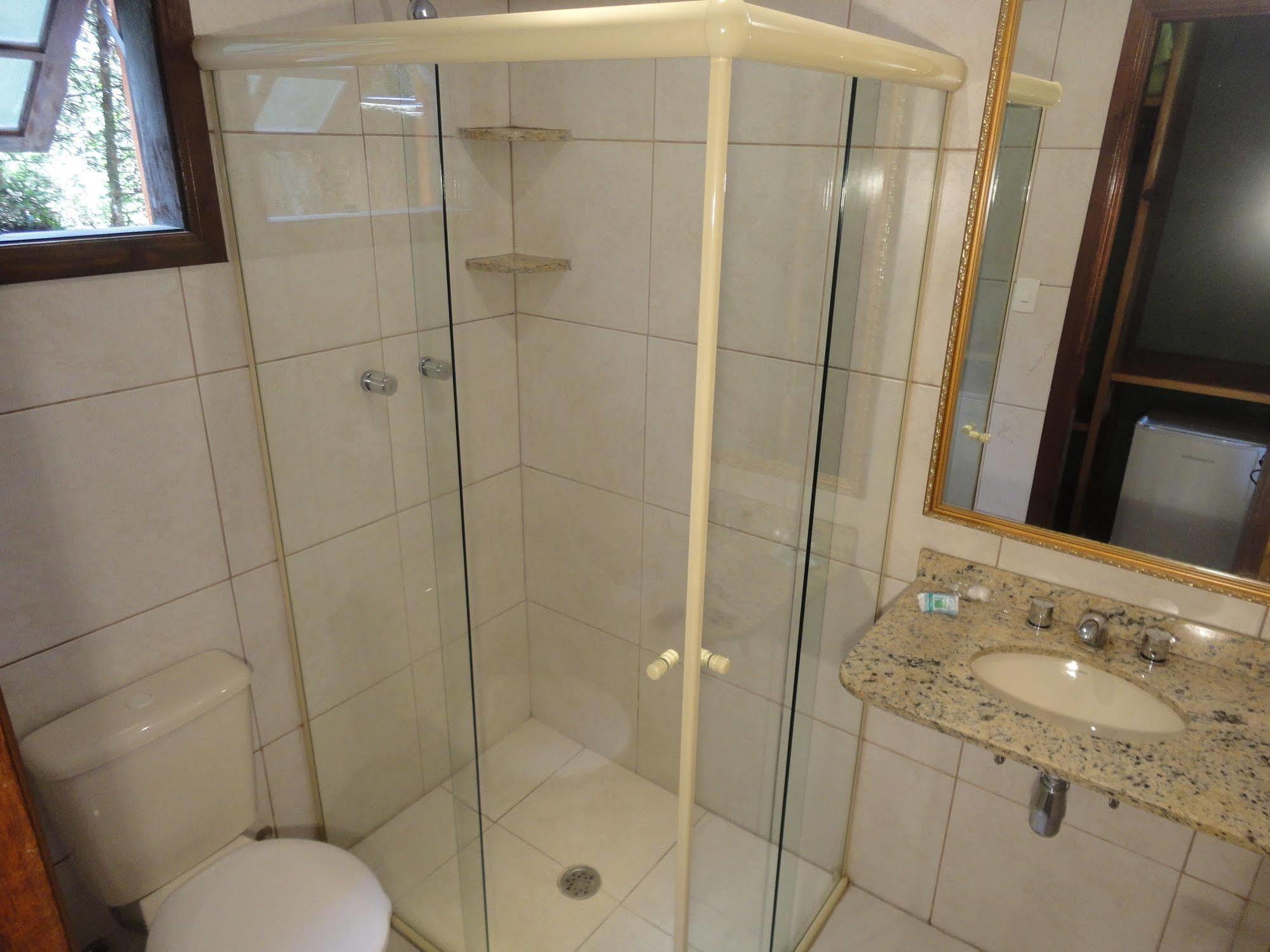 Quebra Nozes Hotel 2*