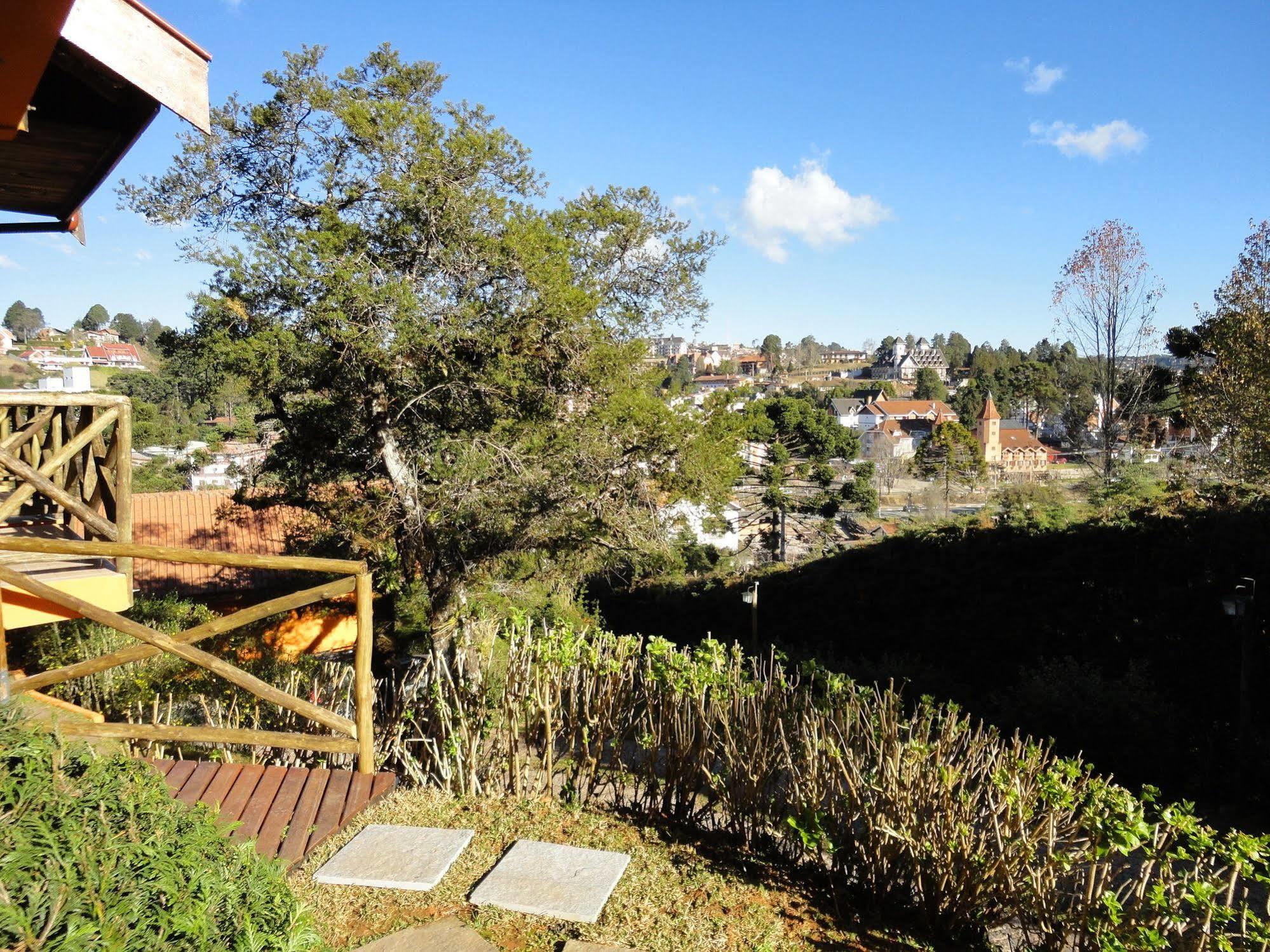 Hotel Quebra Nozes 2*