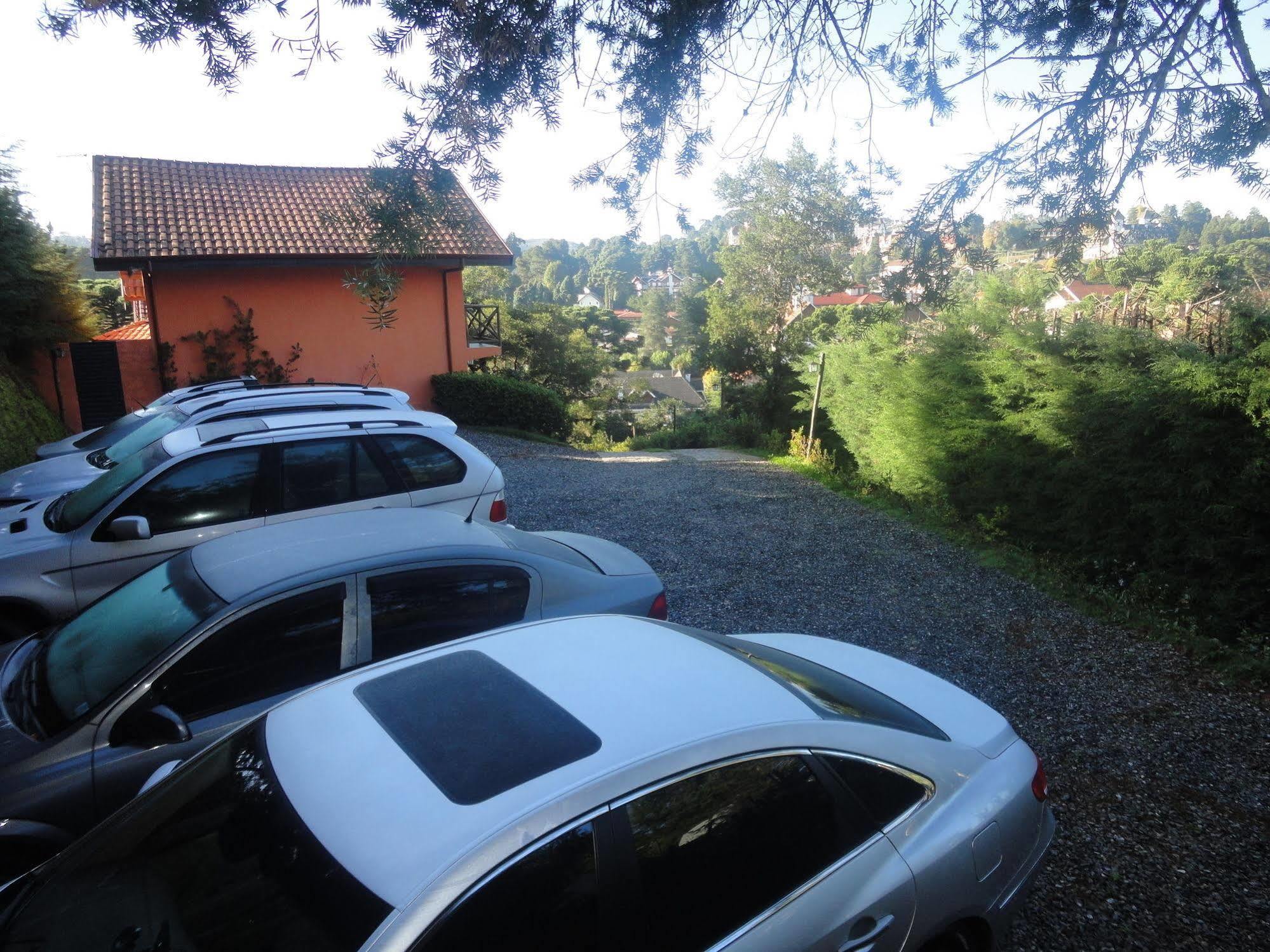 Quebra Nozes Hotel